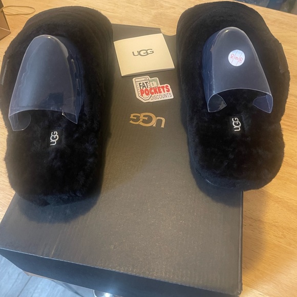 UGGS MEN’S Fluff You Slippers. ONLY BLUE AVAILABLE!!! - Picture 3 of 11